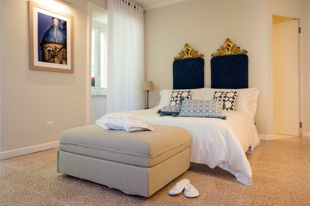 Palazzo Taranto Luxury Rooms Кальтаджироне Экстерьер фото